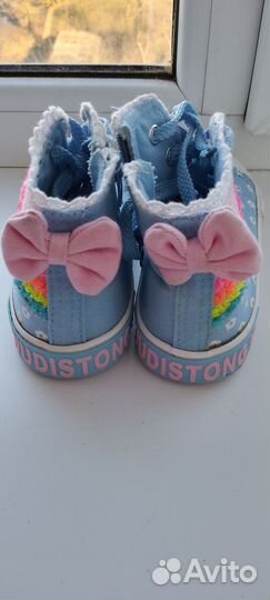 Кроссовки для девочки 30 размер