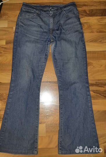 Джинсы levis