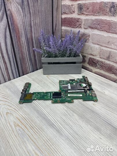 Нерабочая материнская плата Acer aspire one d270