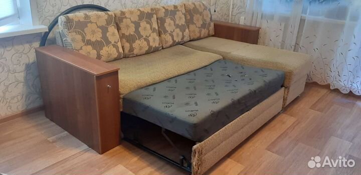 Угловой диван бу