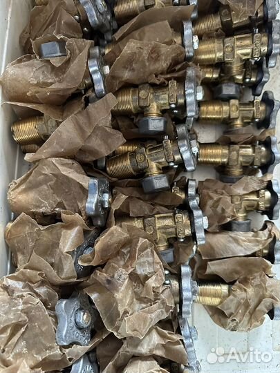 Вентиль на газовый баллон