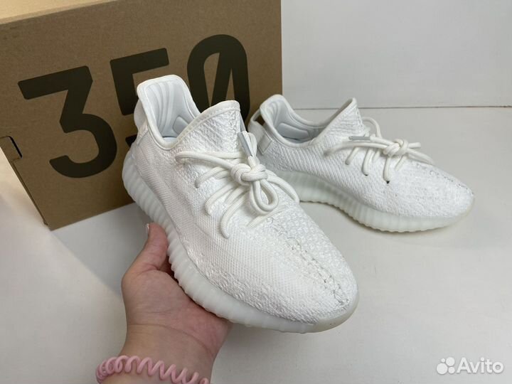 Кроссовки Adidas Yeezy Boost 350 v2