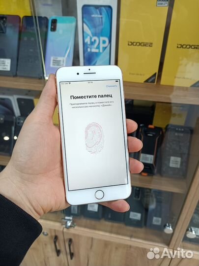iPhone 8 Plus, 64 ГБ