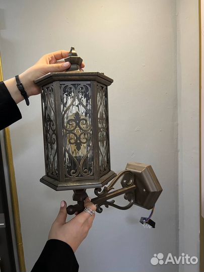 Уличный фонарь