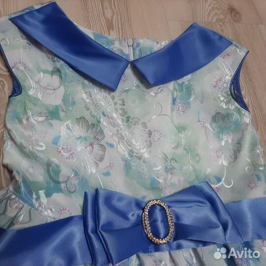 Нарядное платье для девочки 140- 146