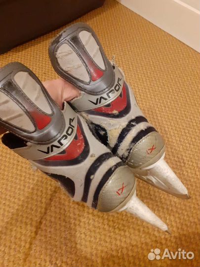 Хоккейные коньки bauer разм 33, шорты, защита паха