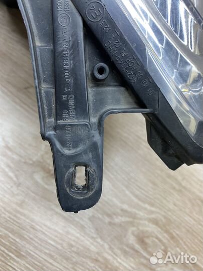 Фара передняя правая Opel Astra H рестайлин 142690