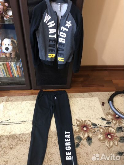 Спортивный костюм для мальчика 146-152