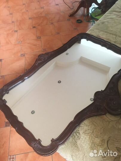 Зеркало в пластиковой раме под дерево