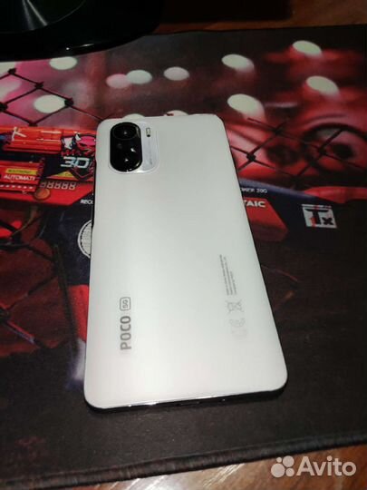 Телефон poco F3 или обмен на iPhone