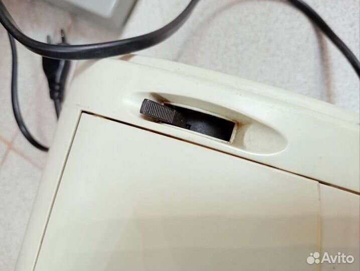 Пишущая машинка olivetti Linea 101