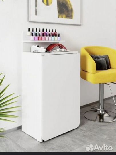 Маникюрный стол складной