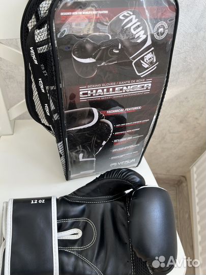 Перчатки для единоборств