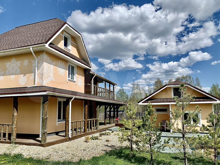 Коттедж 189 м² на участке 20 сот.