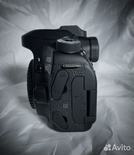 Зеркальный фотоаппарат canon 80d body