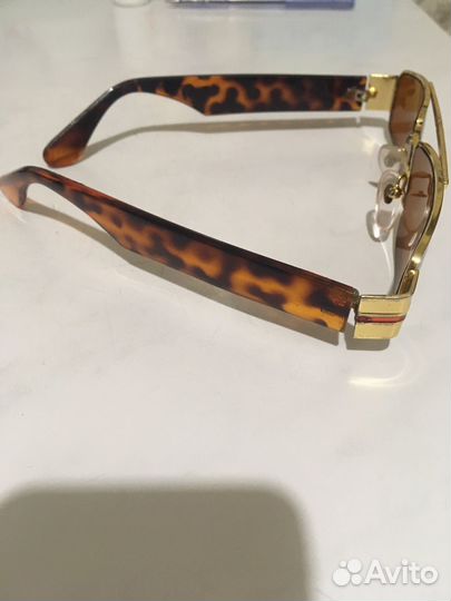 Солнцезащитные очки женские