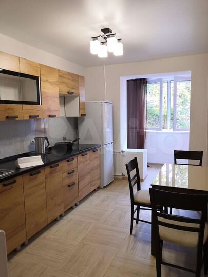 2-к. квартира, 60 м², 2/12 эт.