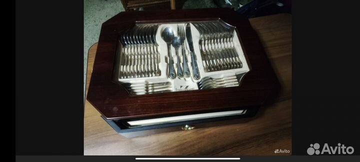 Набор посуды (ложки, вилки)