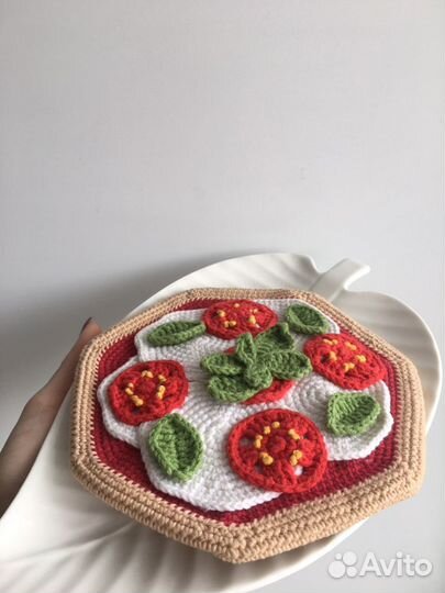 Вязаная еда