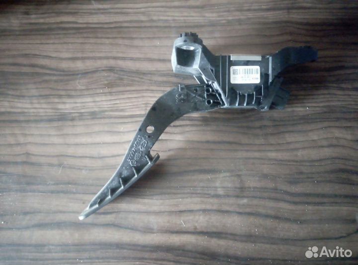 Педаль газа Kia Rio 4