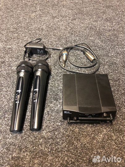 Радиосистема akg WMS40 Mini2 Vocal Set