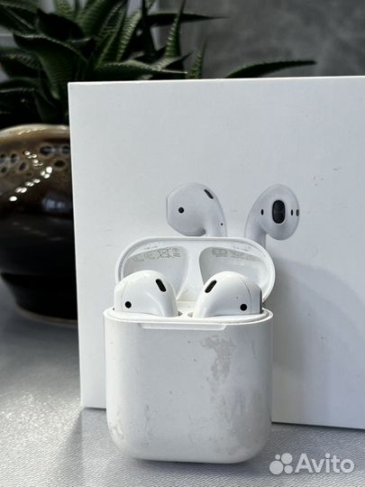 Беспроводные наушники apple airpods 1
