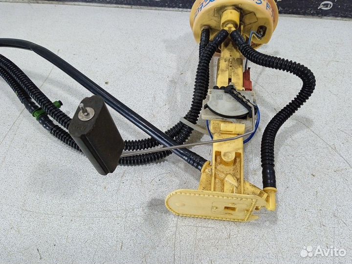 Датчик уровня топлива 16117195473