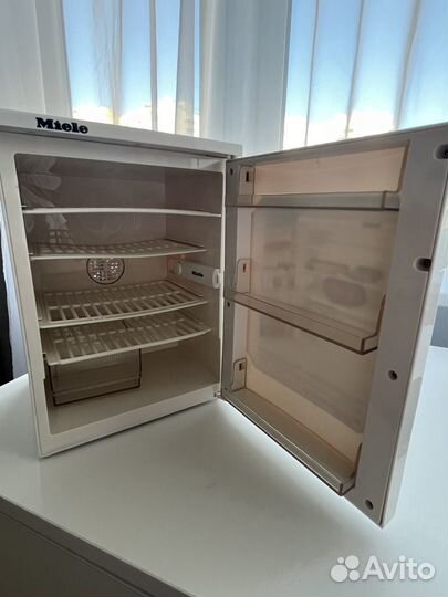Игрушечный холодильник со звуком