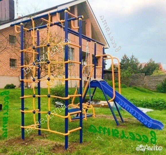 Детская игровая площадка. Новый спорткомплекс