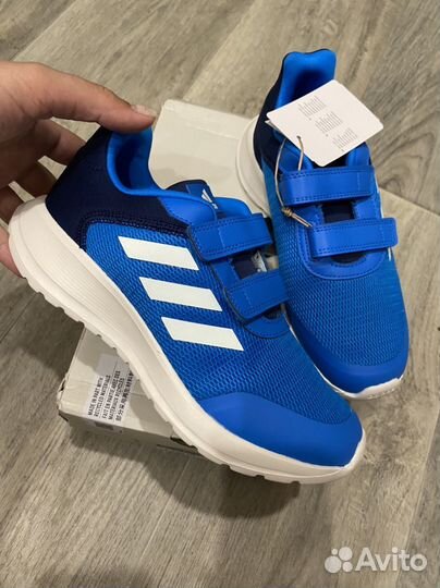 Кроссовки adidas р.36