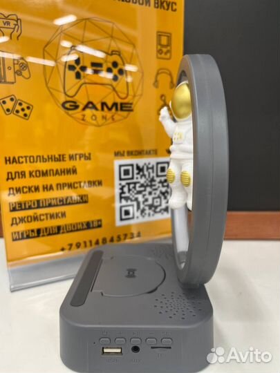 Колонка космонавт