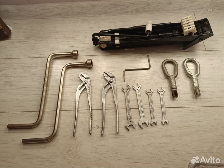 Внешняя ручка двери bmw e39