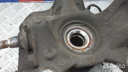 Ступица передняя левая citroen jumper 3 (1UK04K901