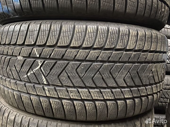 Pirelli Scorpion Winter 275/45 R21 и 315/40 R21
