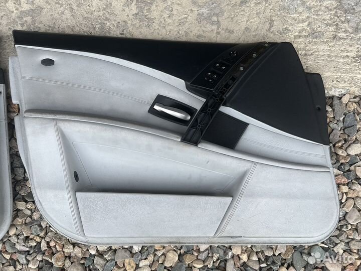 Обшивки двери BMW E60 M5