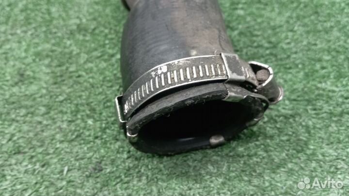 Патрубок интеркулера Audi Q7