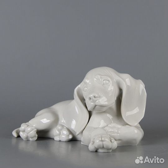 Фарфоровая статуэтка 