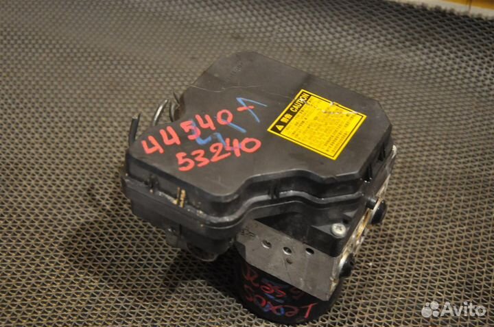 Блок ABS Lexus IS250 GSE20