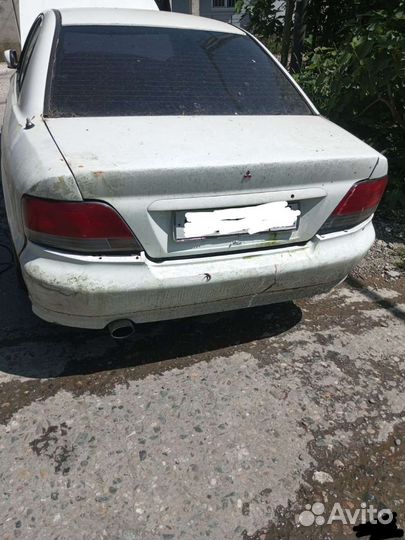 Митсубиси Галант 8. Фара. итд