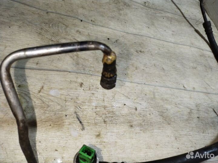 Трубка гидроусилителя руля Ford Mondeo 3 2.0 cjbb