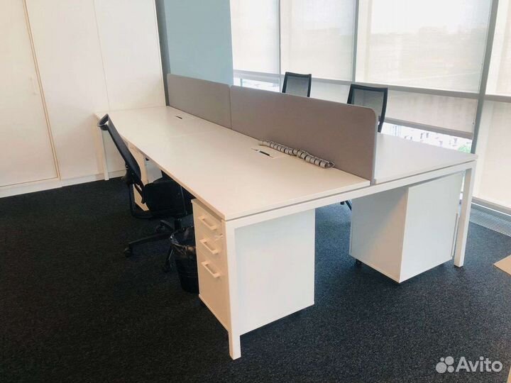 Стол офисный Бенч система