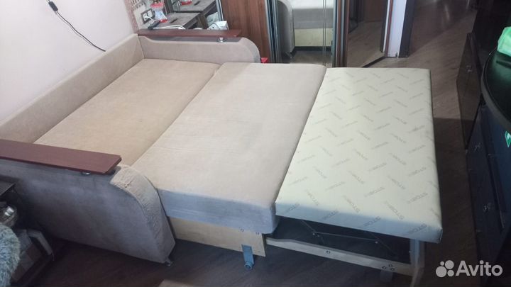 Диван прямой раскладной бу 105165