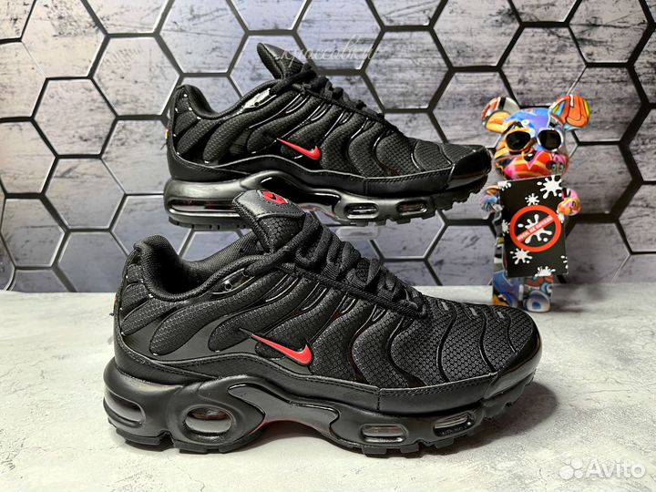 Кроссовки Nike air max tn plus красный свуш