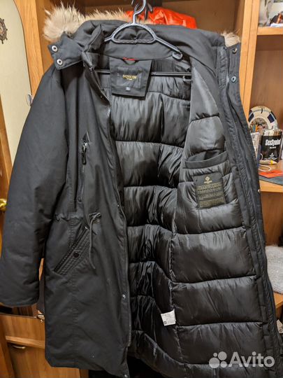 Пуховик, пальто р-р 50; кроссовки, ботинки р-р 43