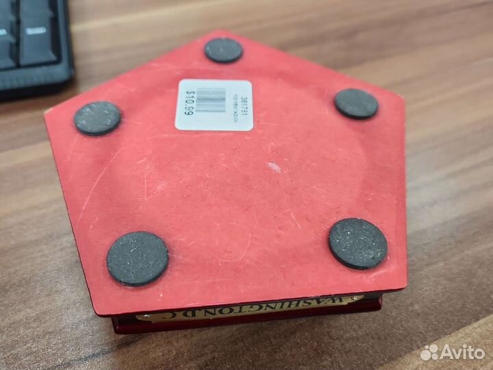 Настольное украшение. Сувенир