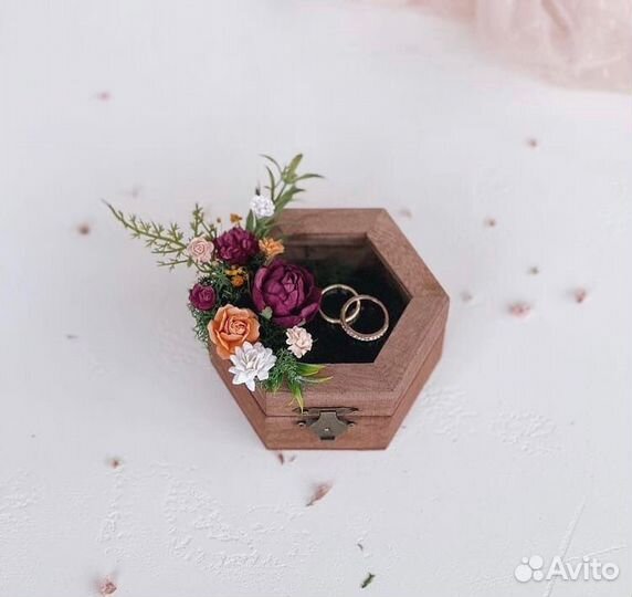 Подставки подушечки шкатулки для колец свадебные