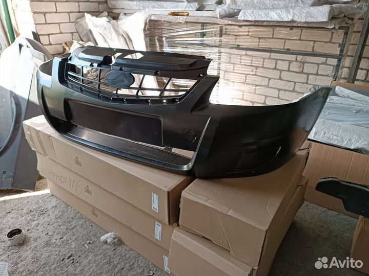 Бампер передний Лада приора 2 неокрашенный