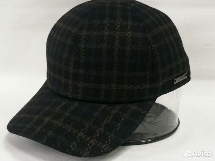 Бейсболка из шерсти демисезонная 