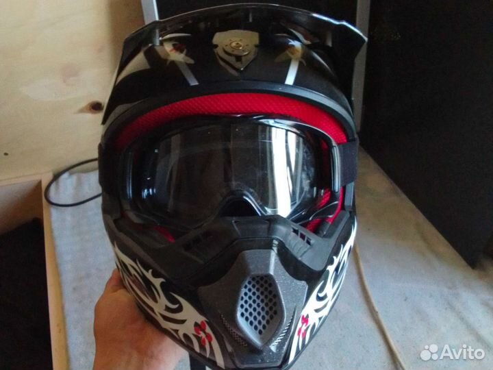 Мотошлем кроссовый