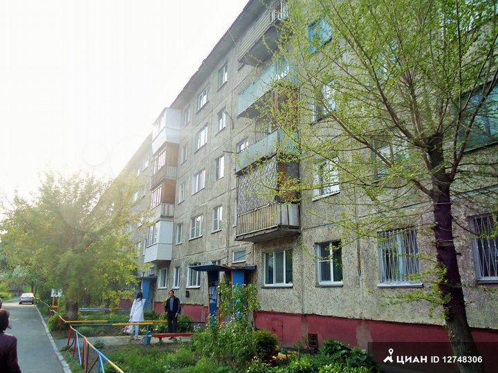 3-к. квартира, 48,5 м², 2/5 эт.